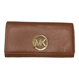 Michael Kors Fulton Carryall brown pebble leather flap snap closure wallet